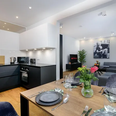 Apartamento K&m - High End Luxus - Zentral - Mit Arbeitsplatz *