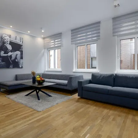 K&m - High End Luxus - Zentral - Mit Arbeitsplatz *